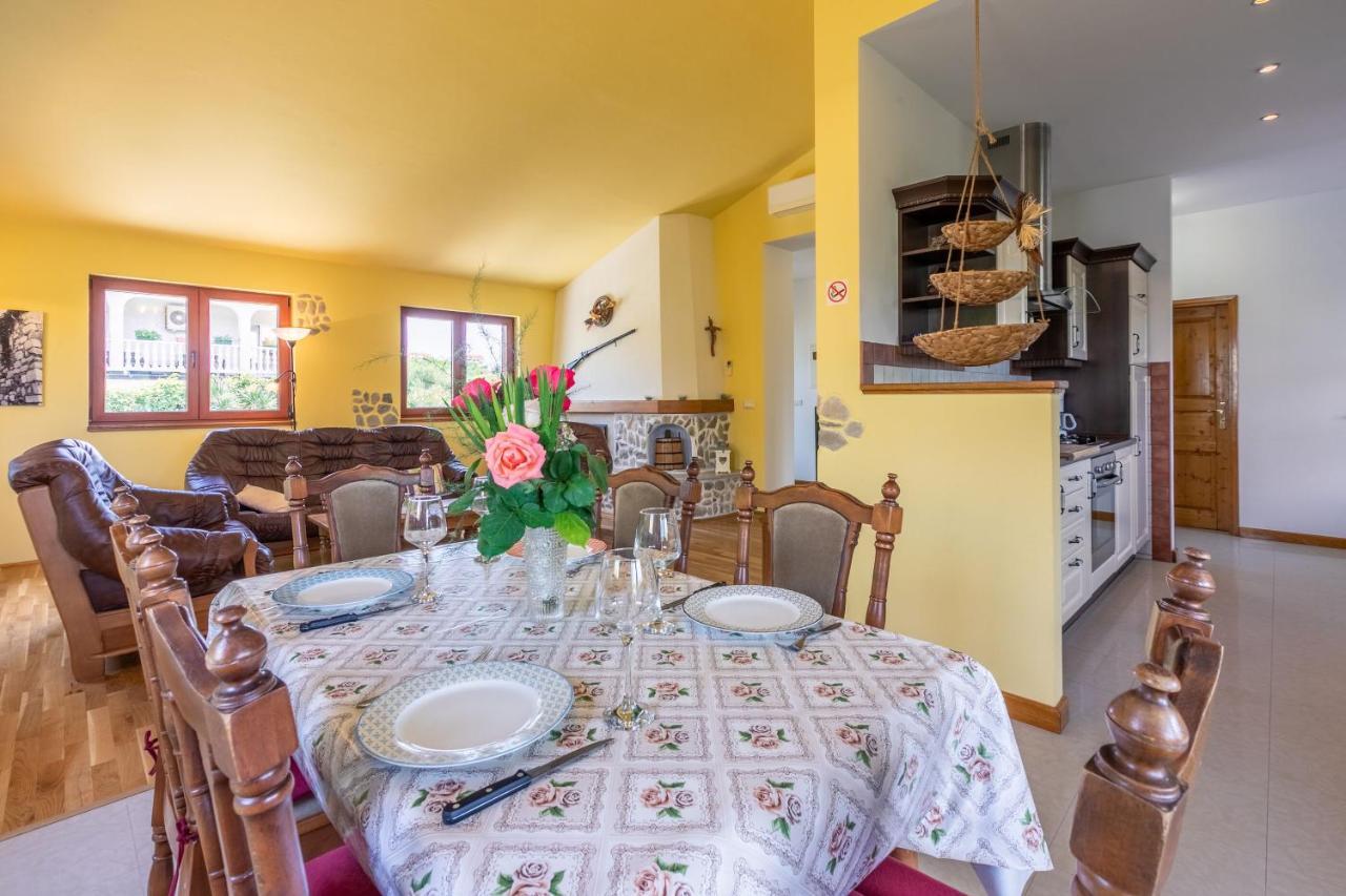 Vila House Marija Lopar Exteriér fotografie